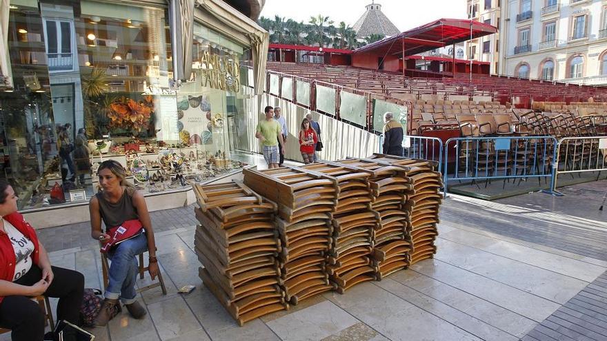 Preparativos en la pasada edición de la Semana Santa de Málaga.