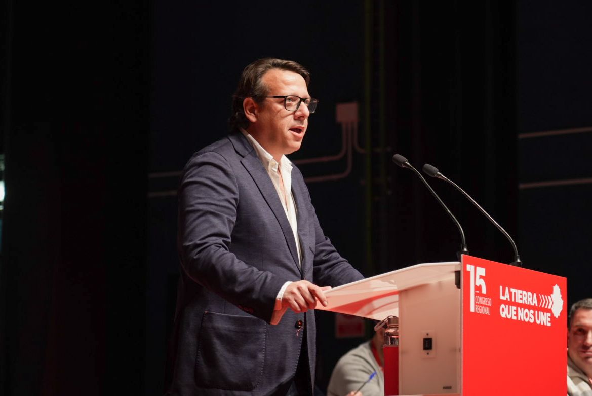 XV Congreso regional del partido en Plasencia