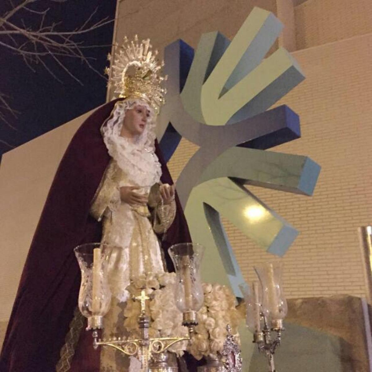 Virgen de la Estrella (Viernes de Dolores).jpg