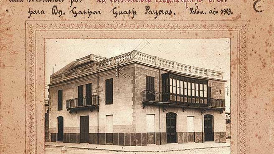 Can Boira fue la casa que Gaspar Guasp y Catalina Quetglas levantaron en la plaza redonda.