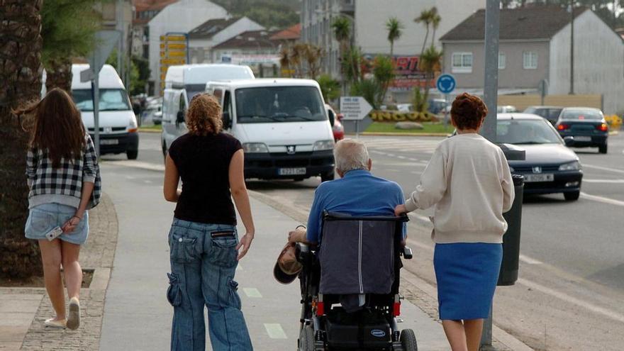 El Constitucional paraliza el plan de choque de la Xunta para agilizar la atención a los dependientes