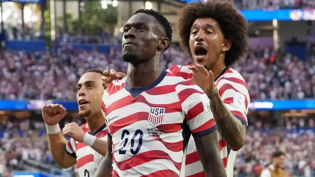 Folarin Balogun marcó un doblete en el inapelable triunfo de Estados Unidos.