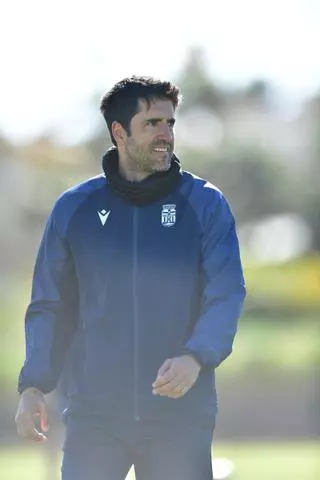 Íñigo Vélez: "No nos confiamos porque el Antequera venga de una mala racha"