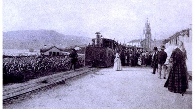 1889,traseira do tranvía a vapor Pontevedra-Marin.Estación-de Marin. // Arquivo do autor