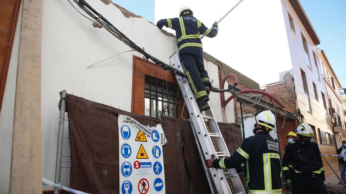 Derrumbe de una casa en obras en la calle de San Acisclo de Córdoba