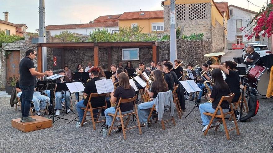 A música vai aos barrios con «Concertos nas parroquias»