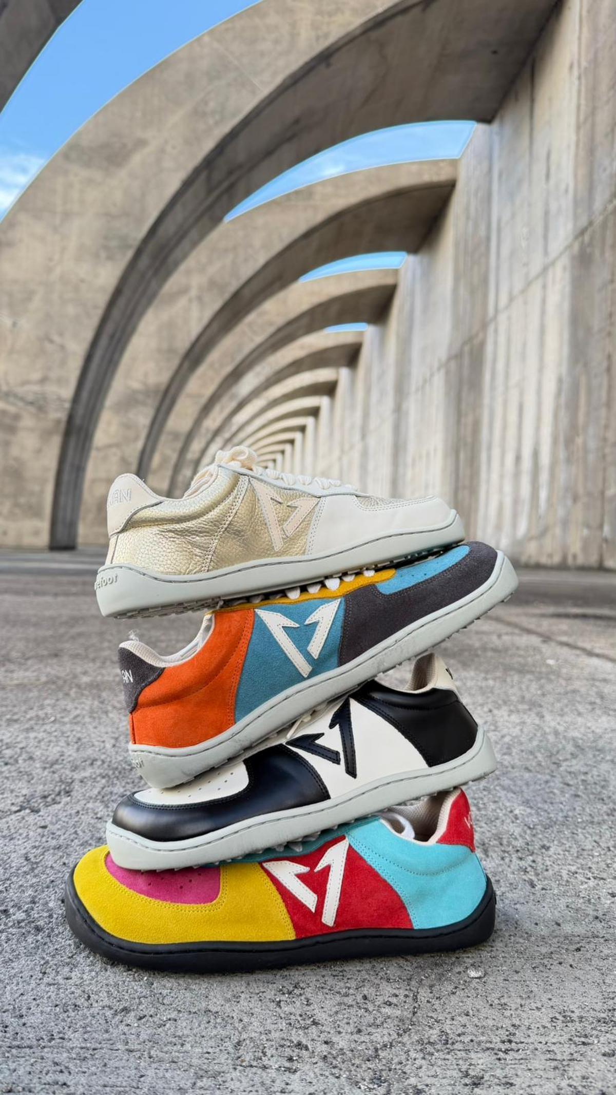 Varios modelos de zapatillas de la marca Volkan.
