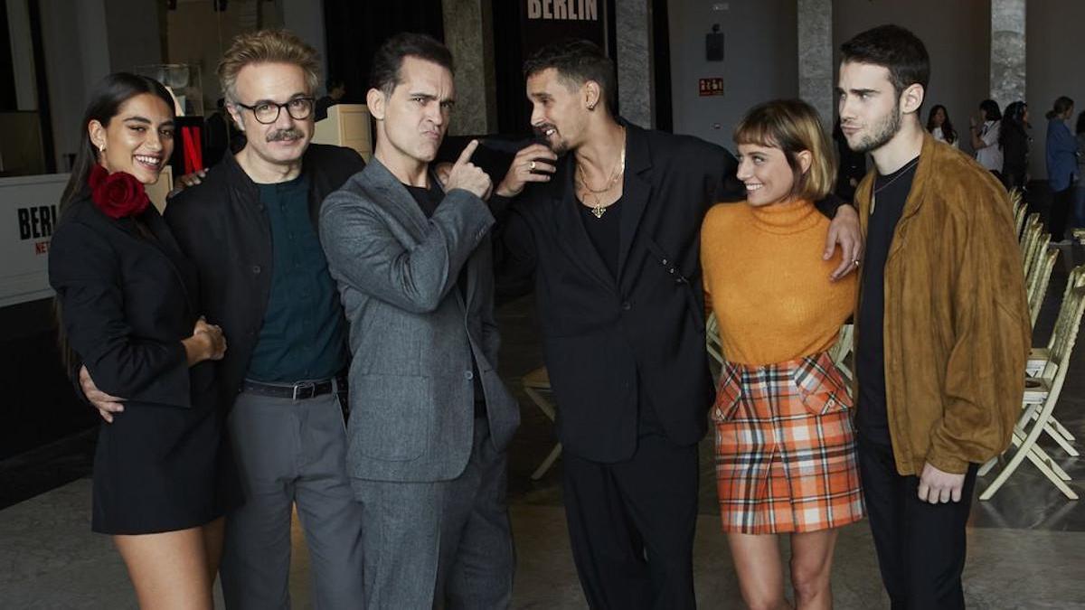 Begoña Vargas, Tristán Ulloa, Pedro Alonso, Joel Sánchez, Michelle Jenner y Julio Peña, actores de 'Berlín'.