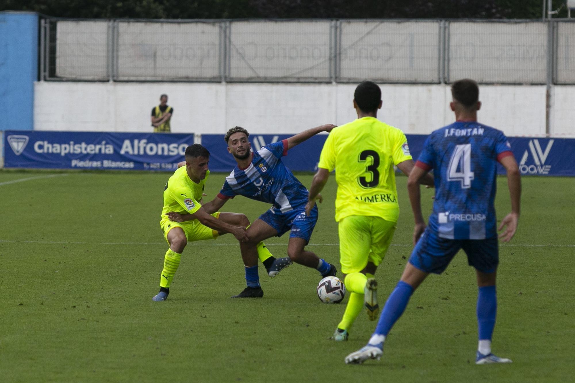 En imágenes: asi fue la victoria del Sporting (0-1) en el Suárez Puerta ante el Real Avilés