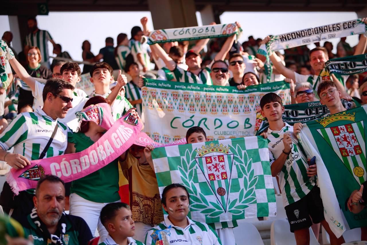 Córdoba CF-Barcelona Atlétic | La afición cordobesista, en imágenes