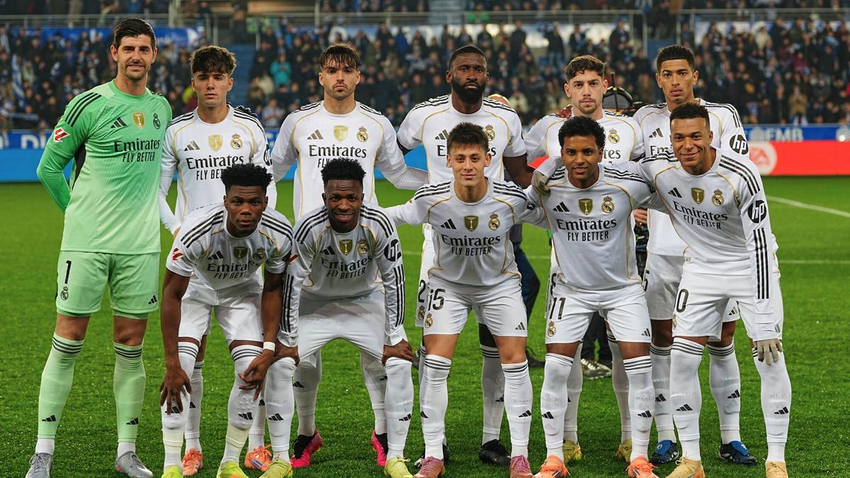 La alineación del Real Madrid frente al Alavés en Mendizorroza