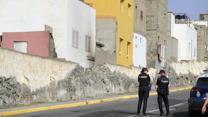La Policía investiga si el incendio en la casa okupa en Las Palmas donde se quemó una menor fue un accidente y no una agresión machista