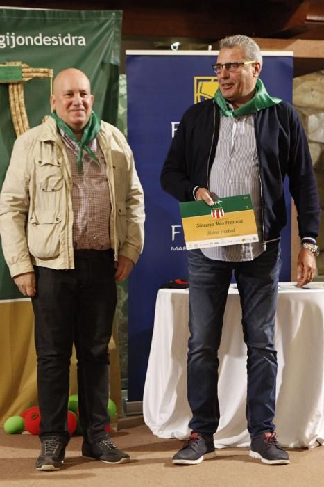 Gala de entrega de premios de "Gijón de sidra" en el Llagar de Castiello