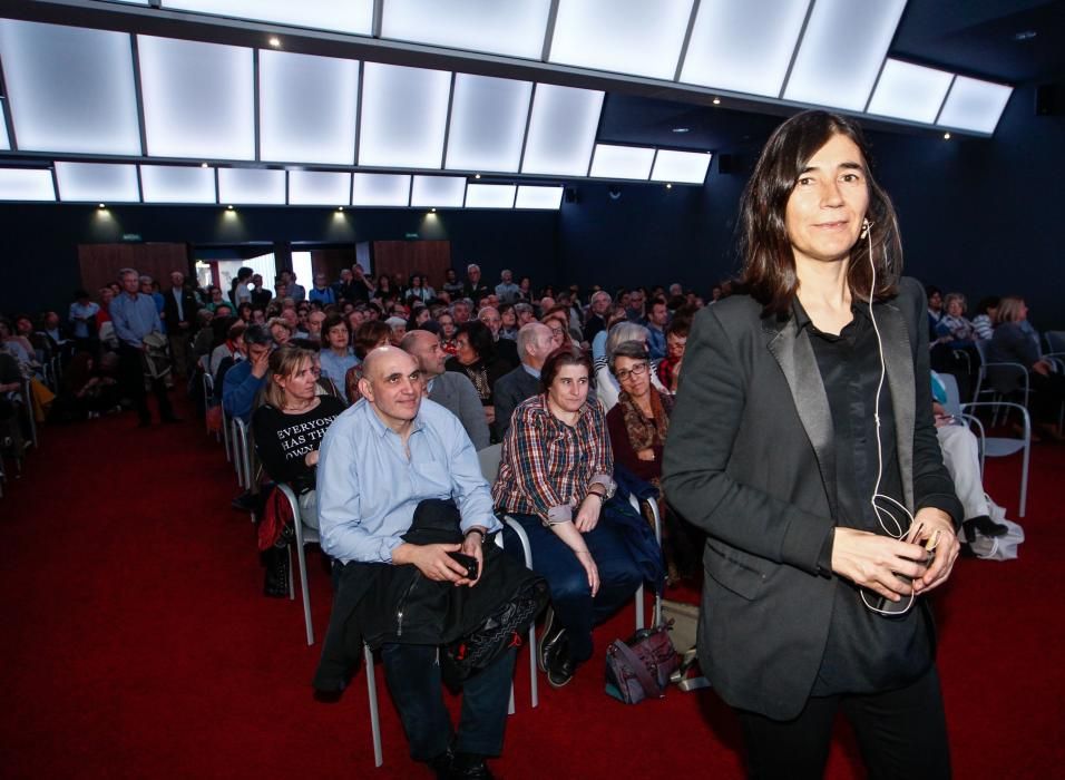 María Blasco participa en la segunda jornada de la II Semana de la Ciencia