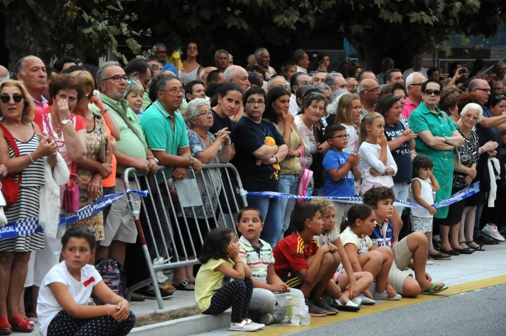 El pregón de Alonso de la Torre y la ofrenda meten de lleno a Vilagarcía de Arousa en sus fiestas de San Roque