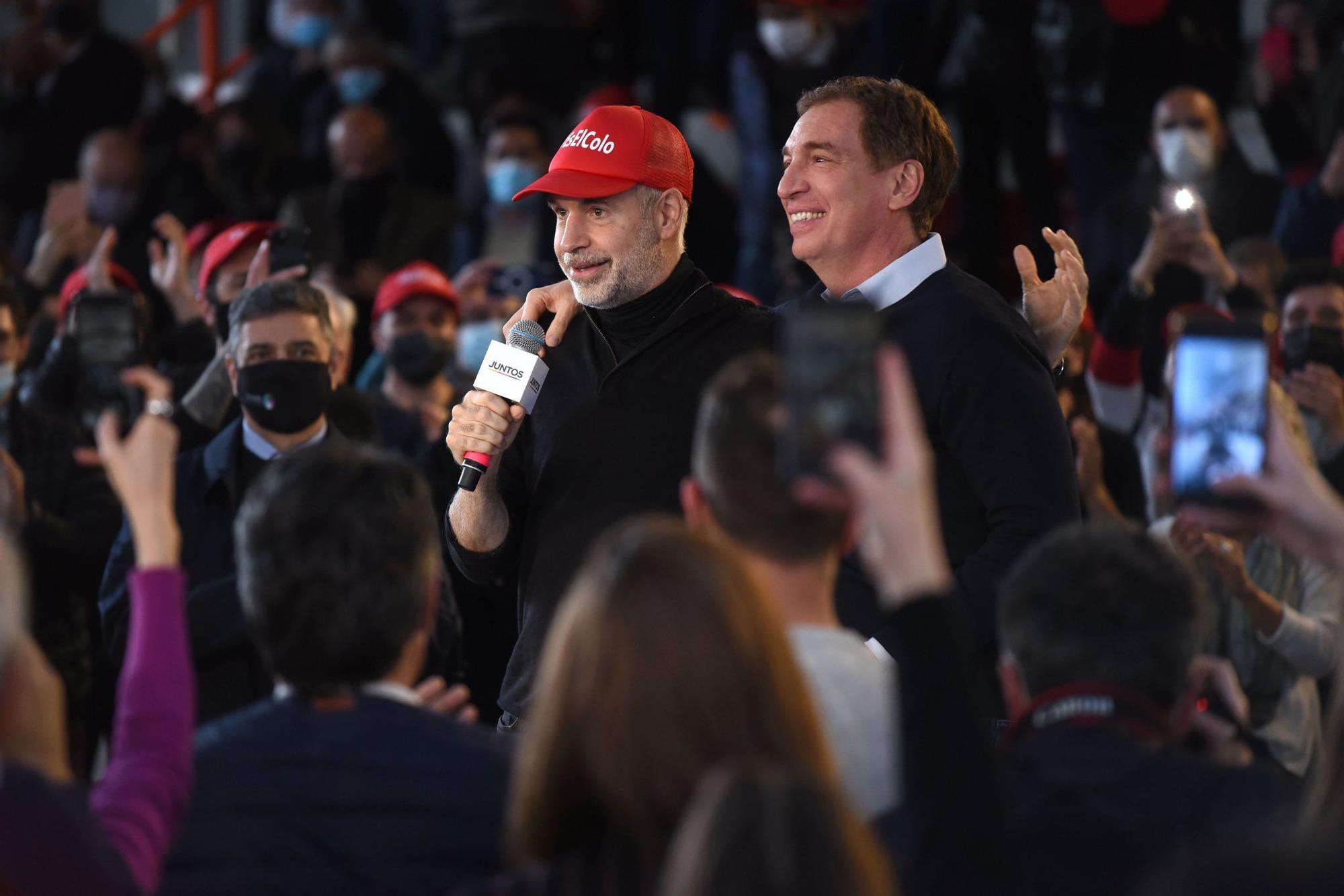 El alcalde de Buenos Aires, Horacio Rodríguez Larreta, junto a Diego Santilli.