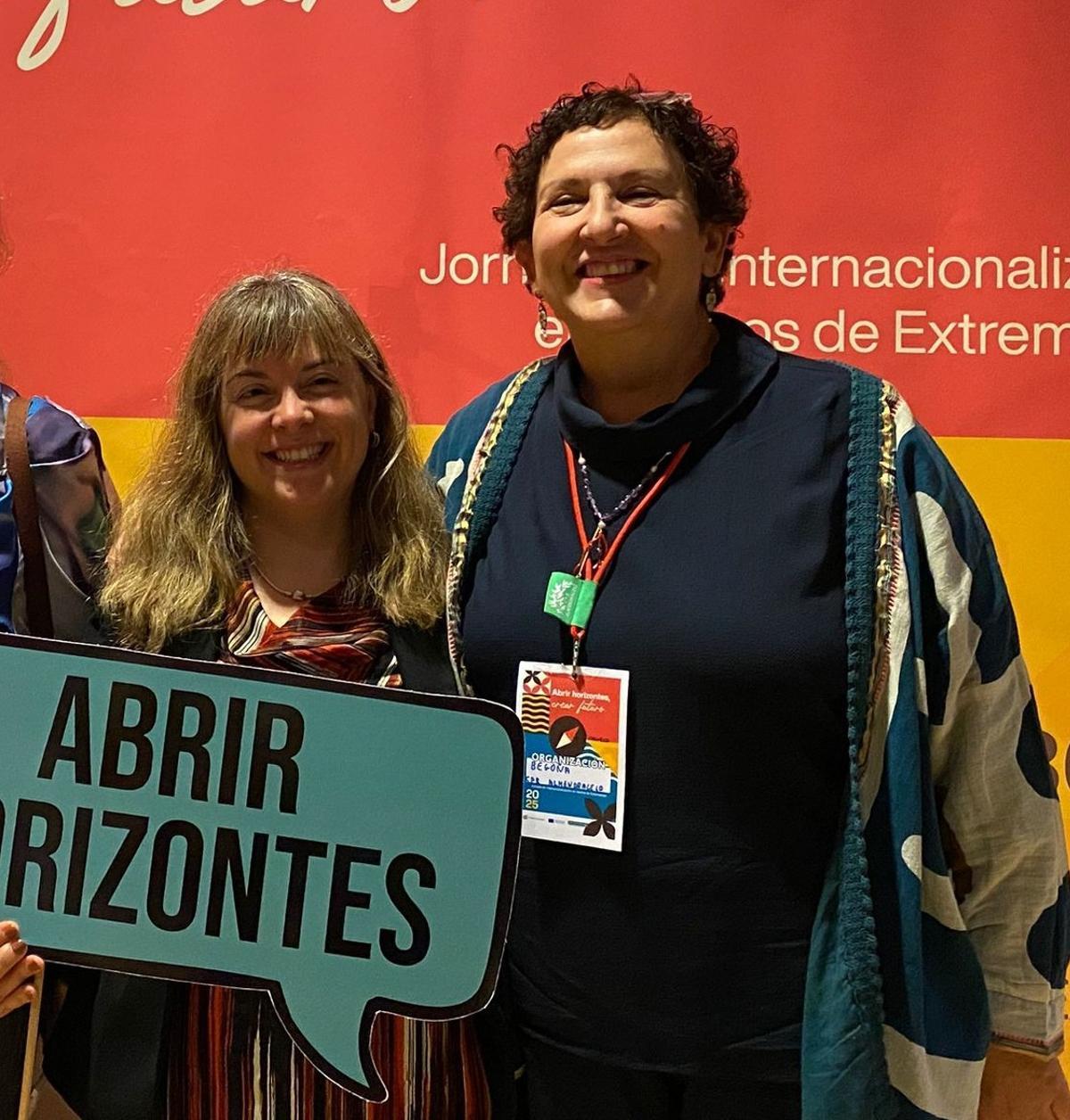 Begoña Hurtado, a la derecha, en una imagen de archivo.