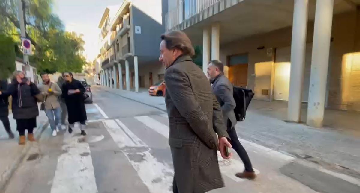 José Manuel Cuenca, jefe de Gabinete de Mazón, llega a los juzgados de Catarroja