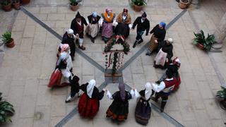 Villancico en asturiano y a coro: así se felicitará la Navidad en Mieres