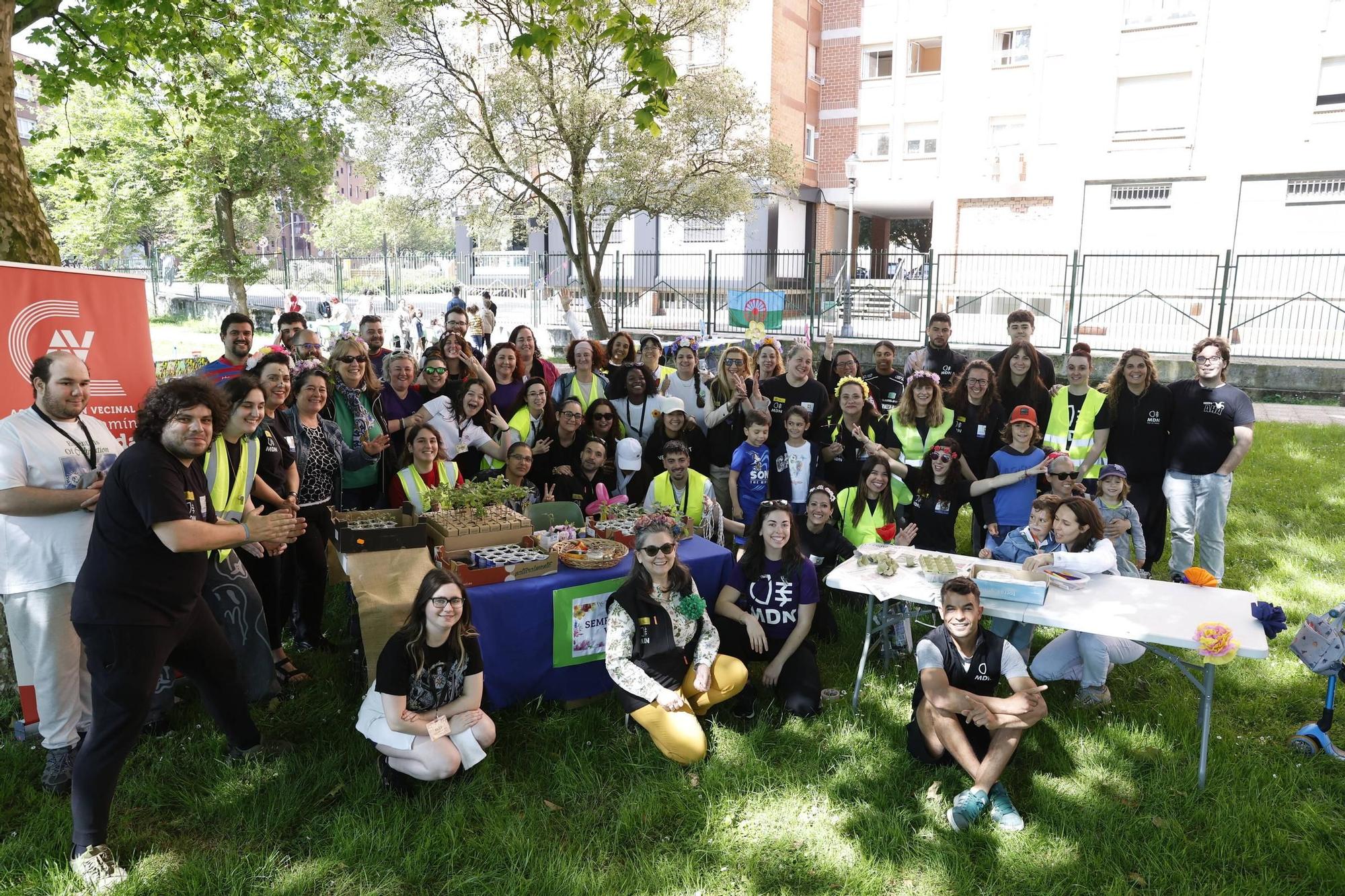 Así fue la fiesta en la zona oeste de Gijón para crear comunidad (en imágenes)