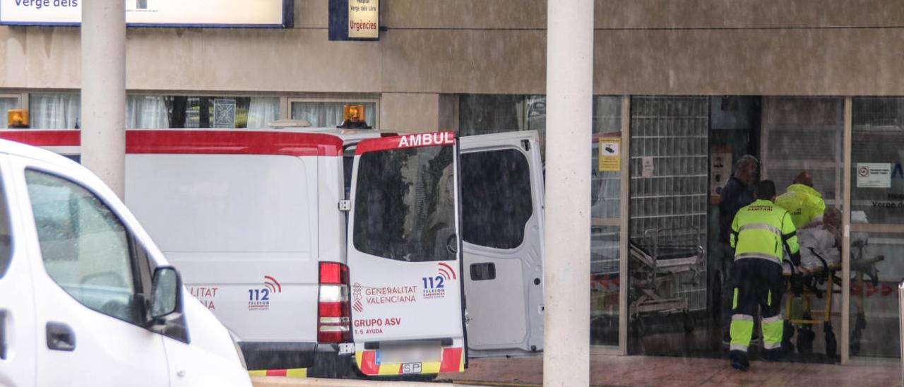 El Hospital Virgen de los Lirios da el alta al último paciente con coronavirus