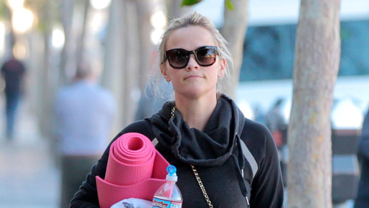 Reese Witherspoon de camino al gimnasio