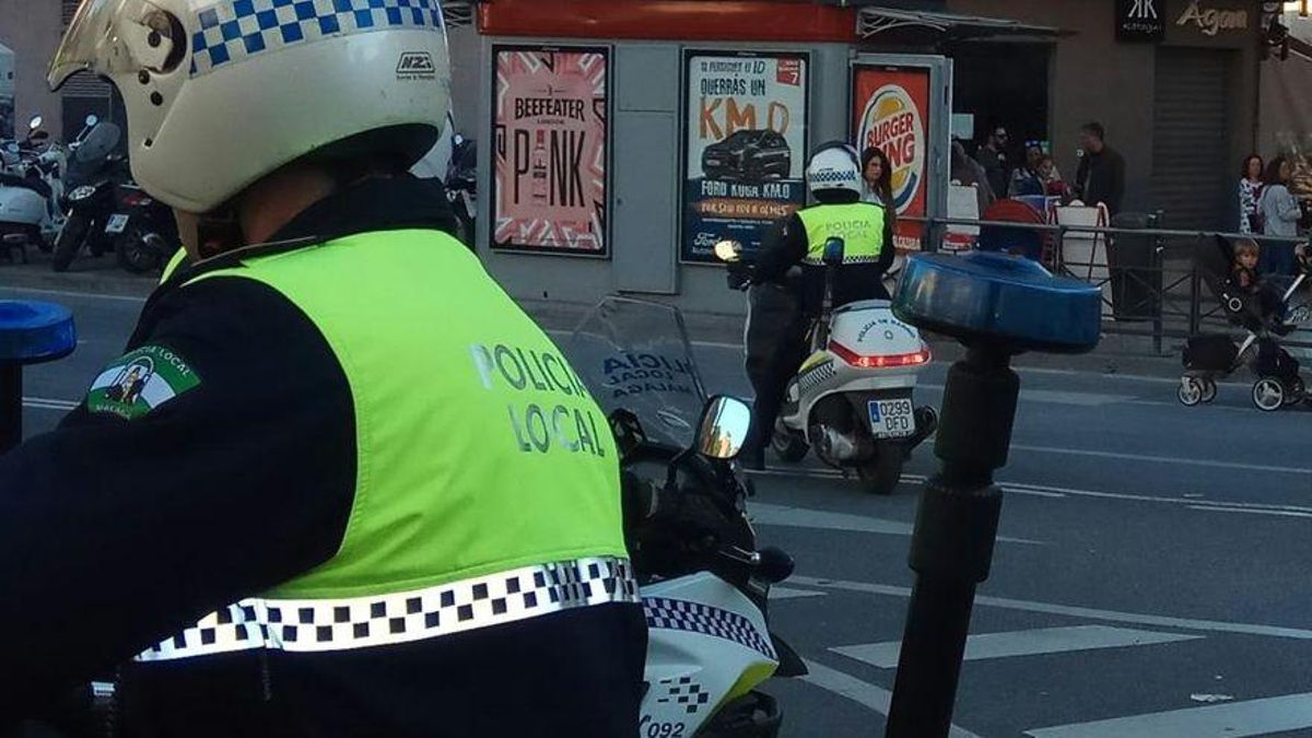 Policías locales de Málaga.