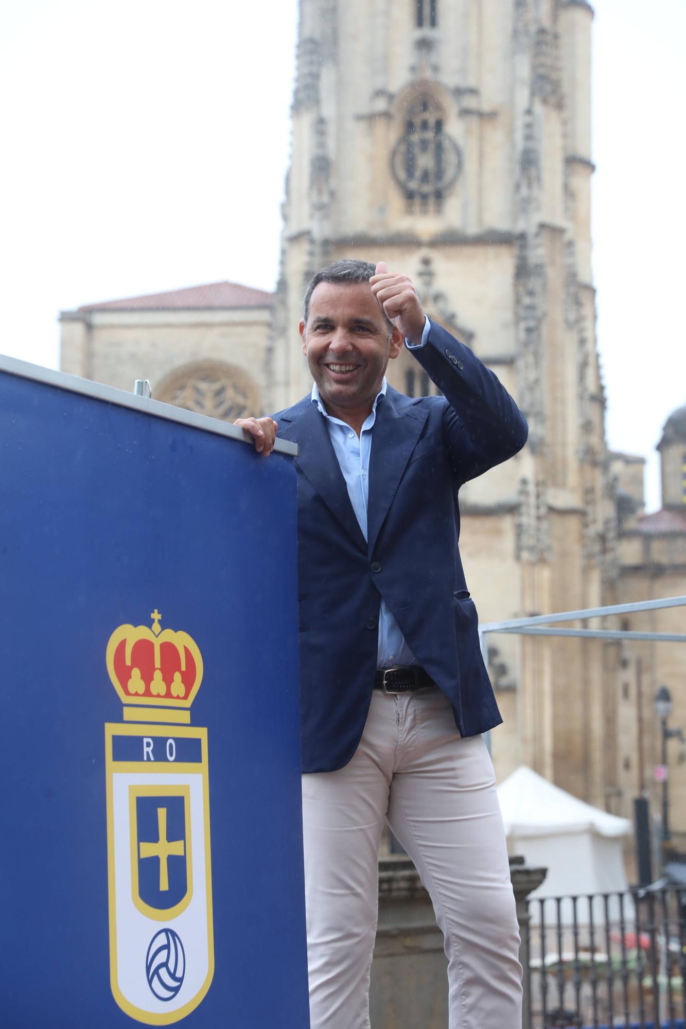 EN IMÁGENES: Presentación de Javi Calleja como entrenador del Real Oviedo