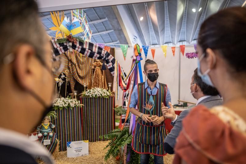 Clasura de la exposición de flores y artesanía de las Fiestas de Mayo