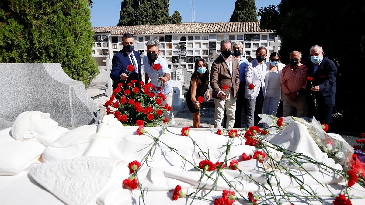 Homenaje a Manolete en el 74 aniversario de su muerte en Linares