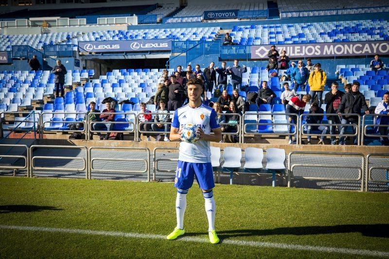 Presentación de Javi Puado