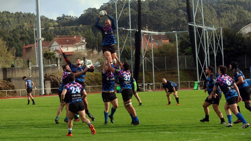 Os Ingleses muestra su peor versión ante un gran Ferrol