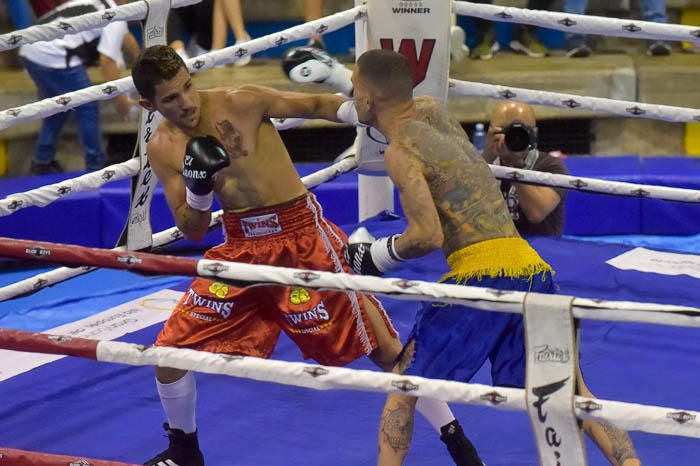 Velada de boxeo en La Gallera