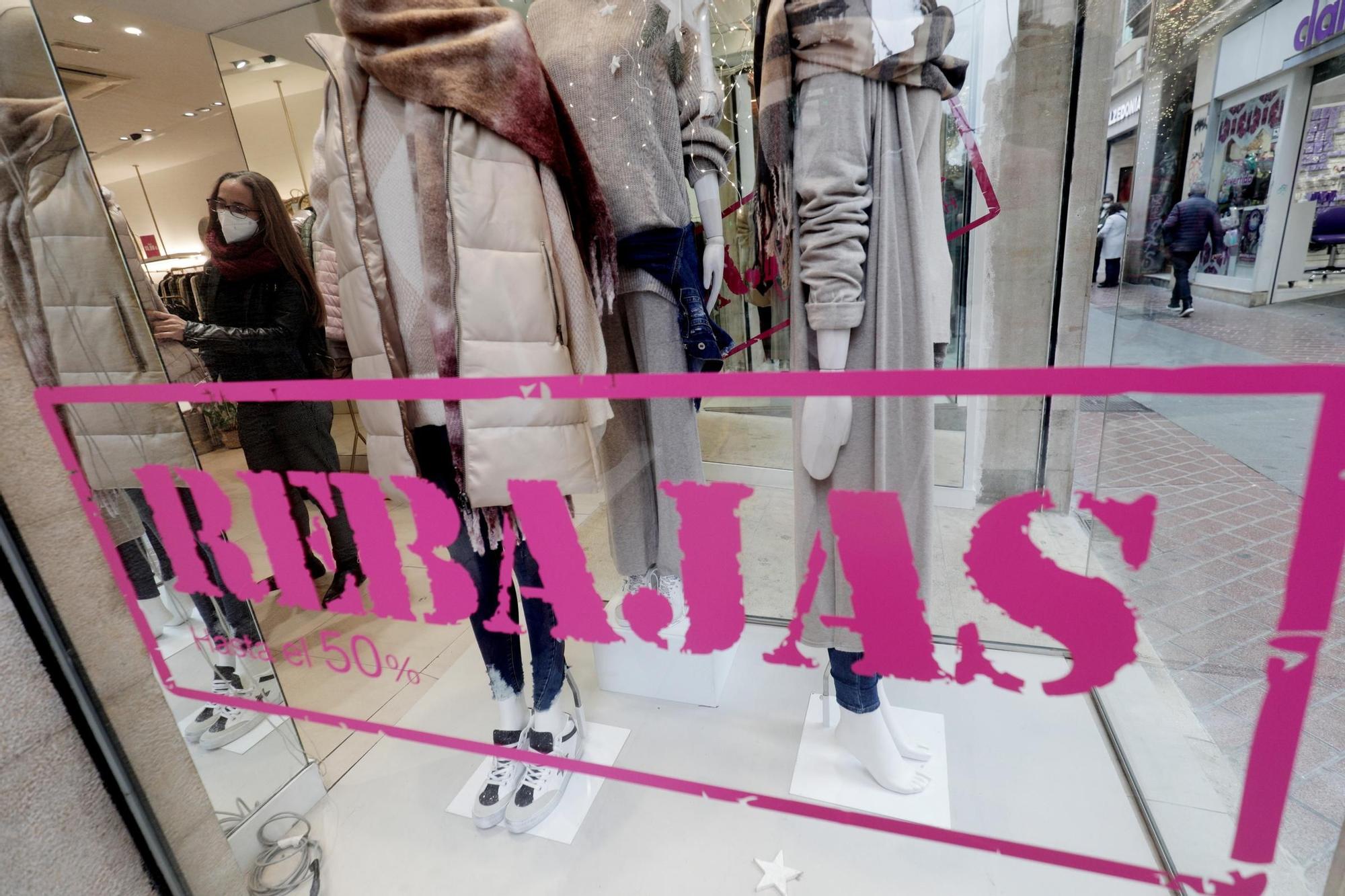 Primer día de rebajas: «Esperamos salvar la temporada de Navidad, que ha sido nefasta»