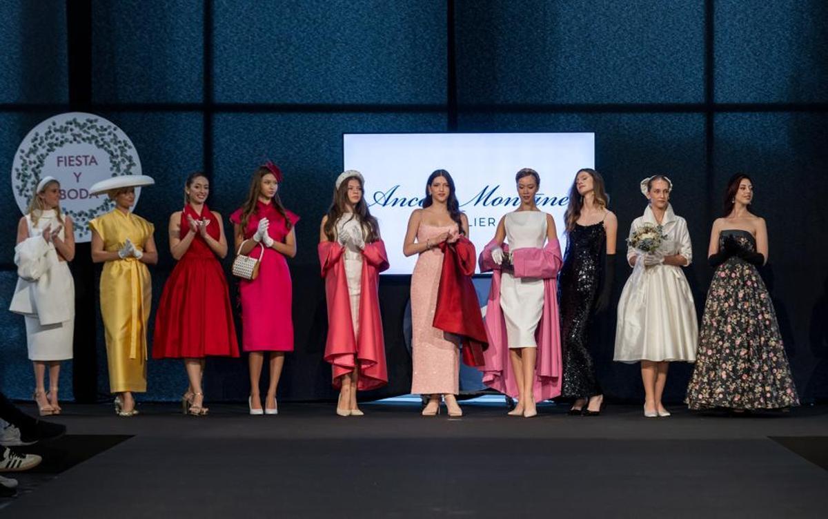 Imagen del momento final del desfile de Ancor.