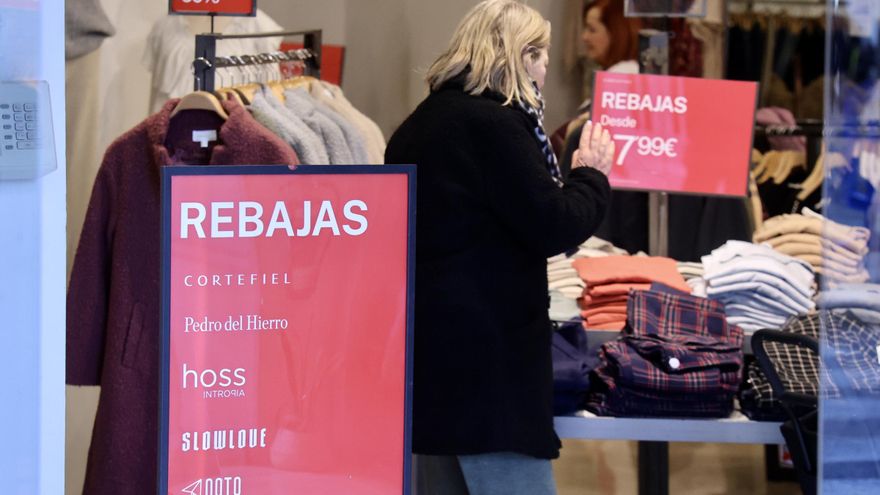 El comercio de la Región inicia las rebajas con buenas perspectivas