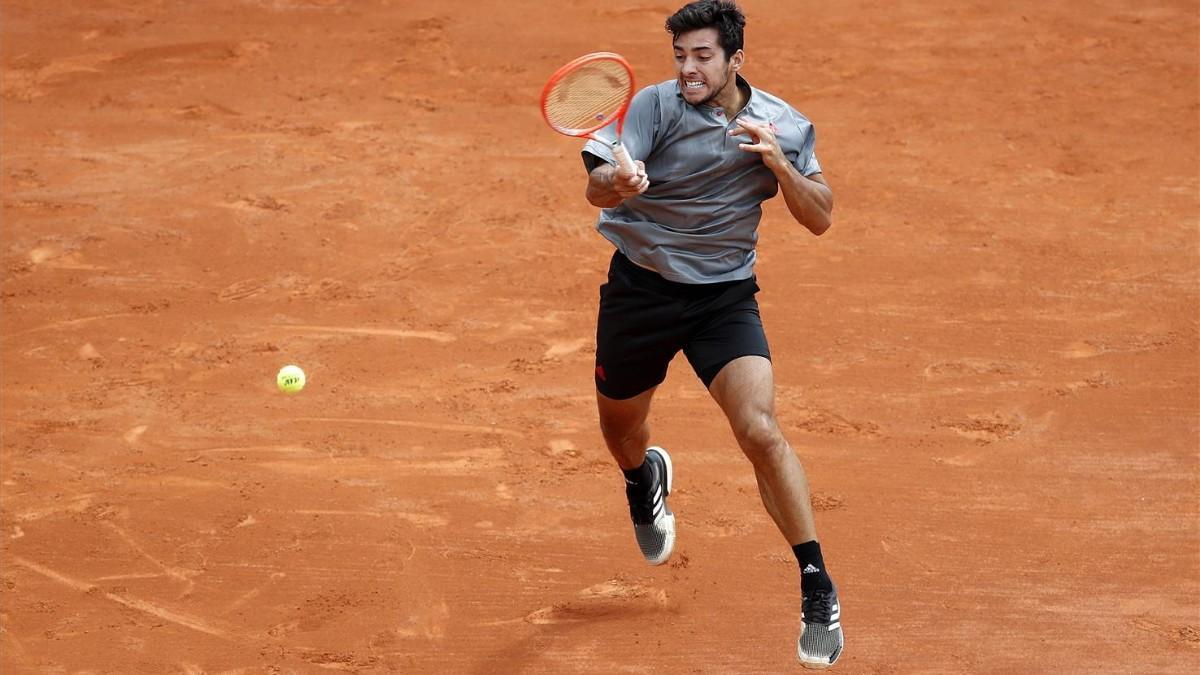 Cristian Garin, en acción durante su primer partido en Montecarlo