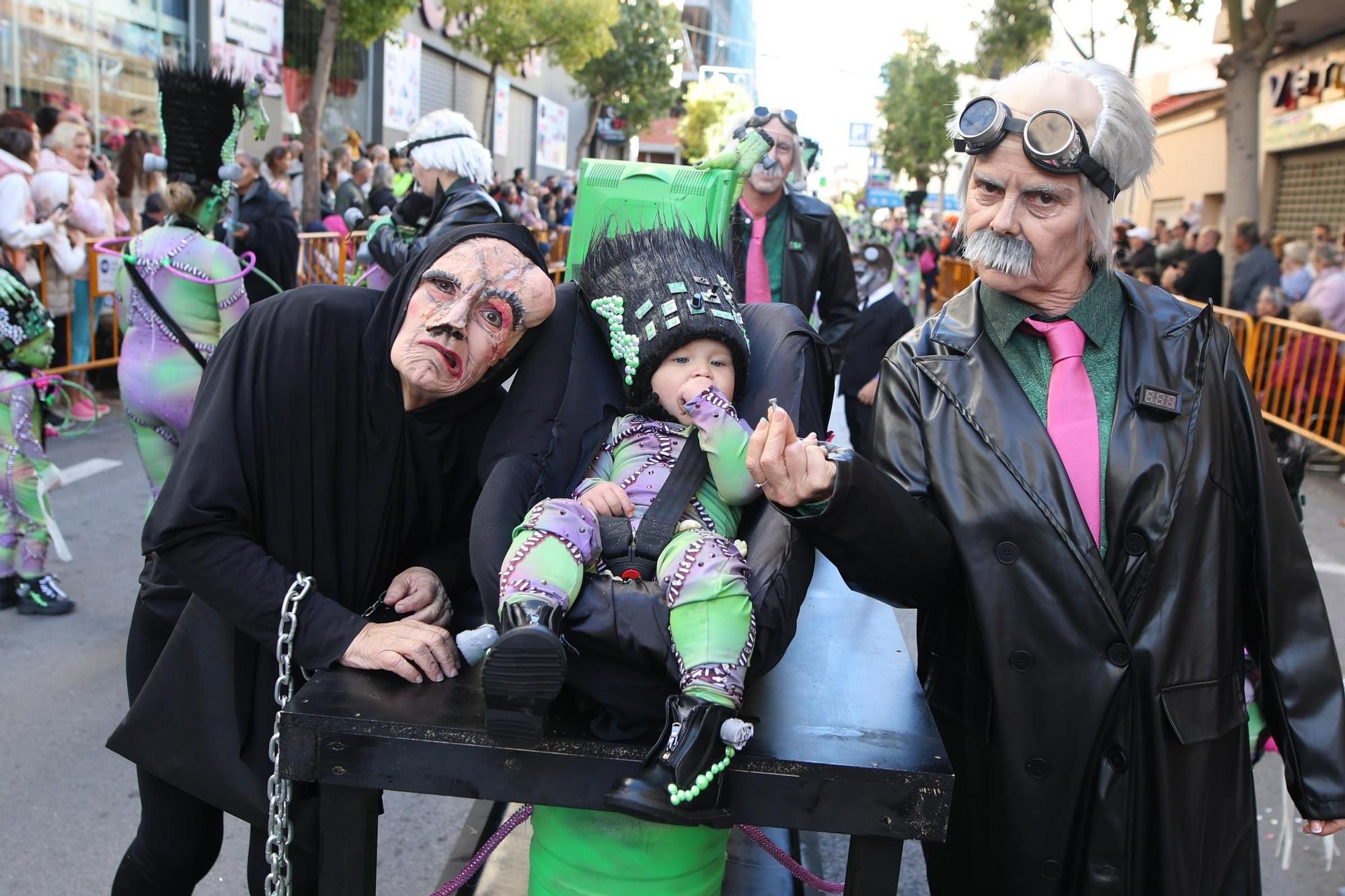 Las mejores imágenes del desfile concurso de Carnaval de Torrevieja 2024 están aquí