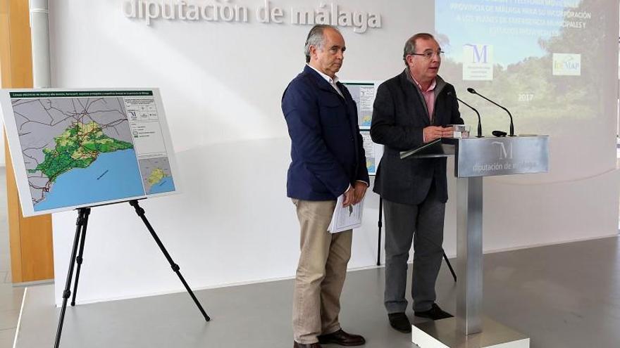 Juan Antonio Conesa y Francisco Delgado Bonilla, durante la presentación de los planes.