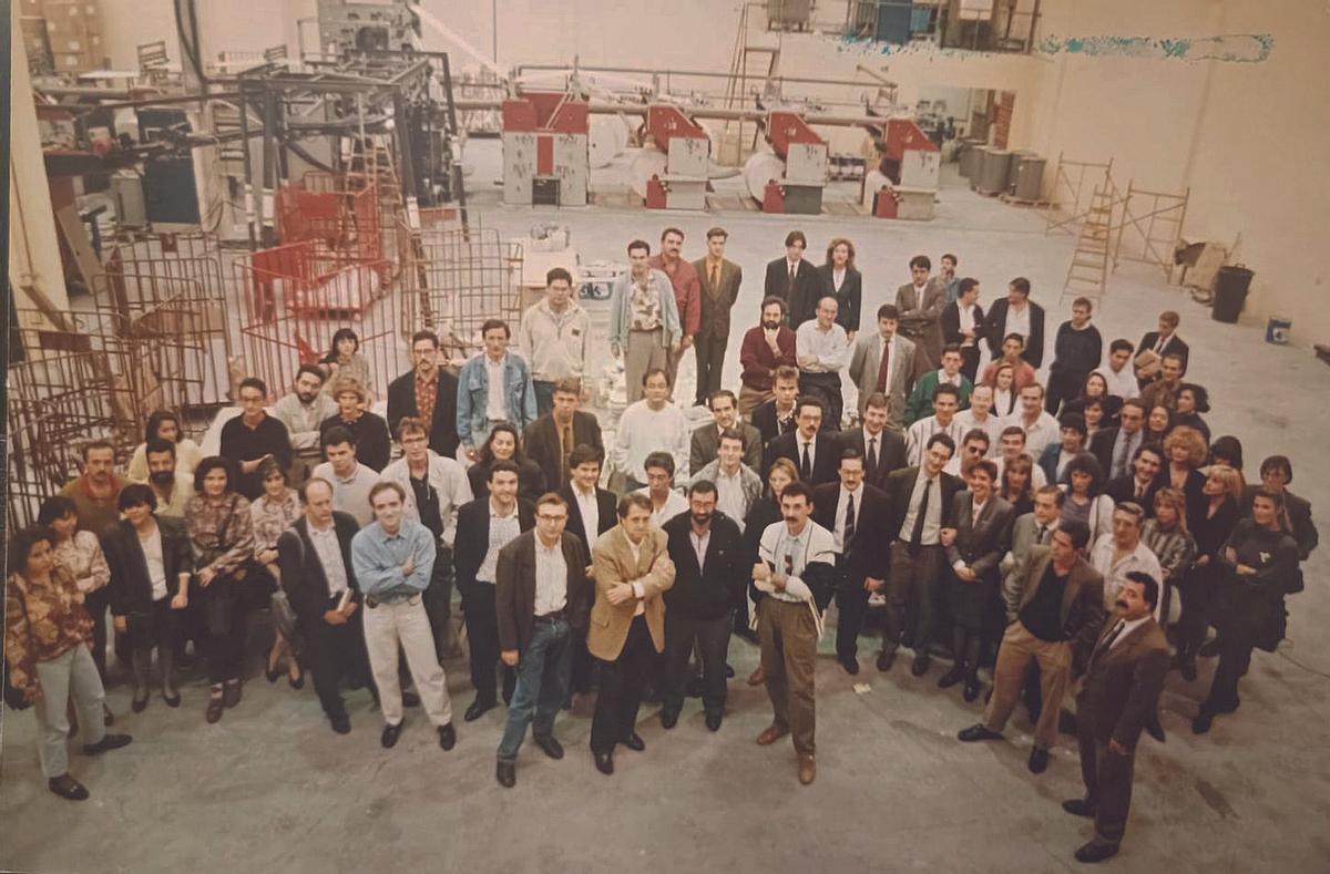 El diario se estrenó imprimiendo en la antigua rotativa ubicada en la carretera de Logroño.