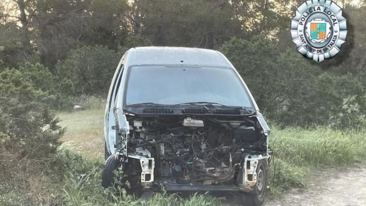 Imagen del coche en la vía pública