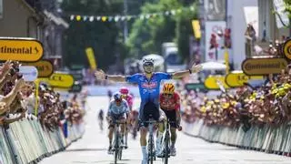 Van der Poel logra la victoria enorme en la primera etapa del Tour en el Macizo Central