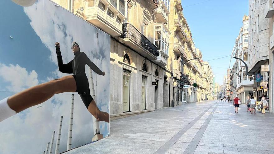 El termómetro enfría las compras en la calle Príncipe y anima el refugio en centros comerciales