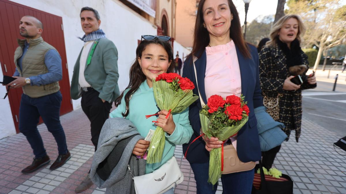 Galería de la crónica social taurina: los novilleros 'triunfan' entre la afición de Castellón