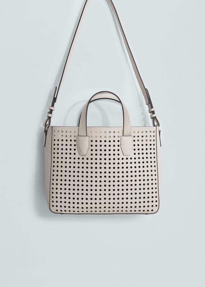 Mid season sale de Mango: Bolso diseño perforado