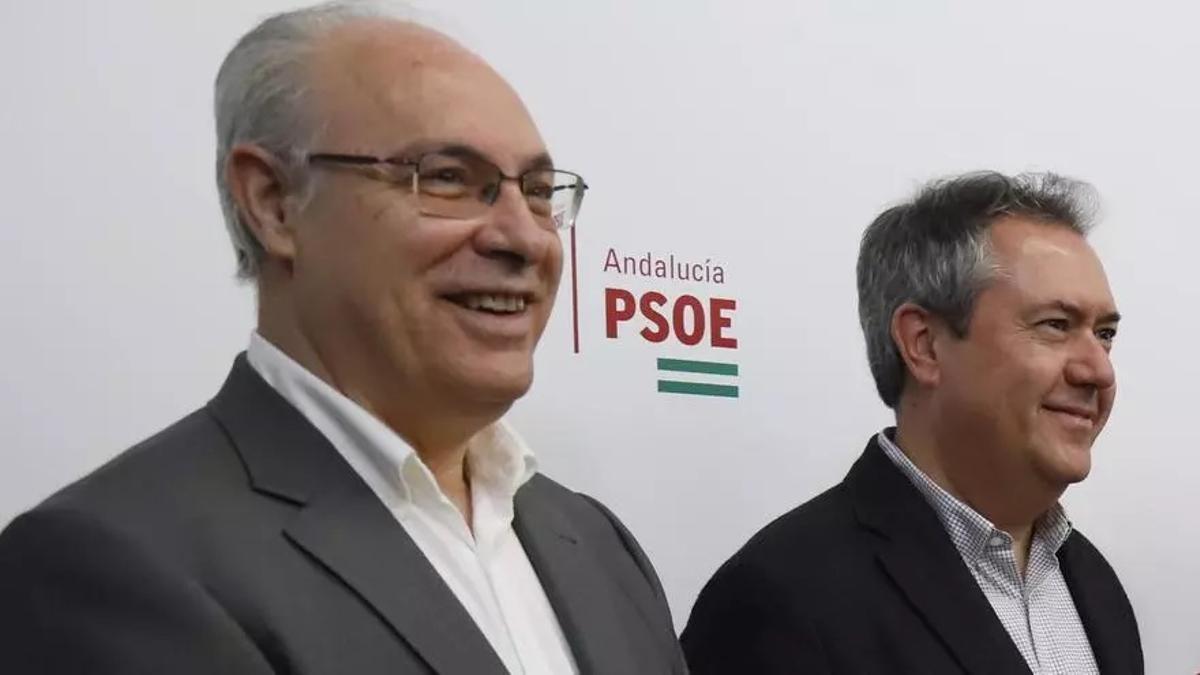 Juan Pablo Durán y Juan Espadas en una imagen de archivo, en un acto del PSOE en Córdoba.