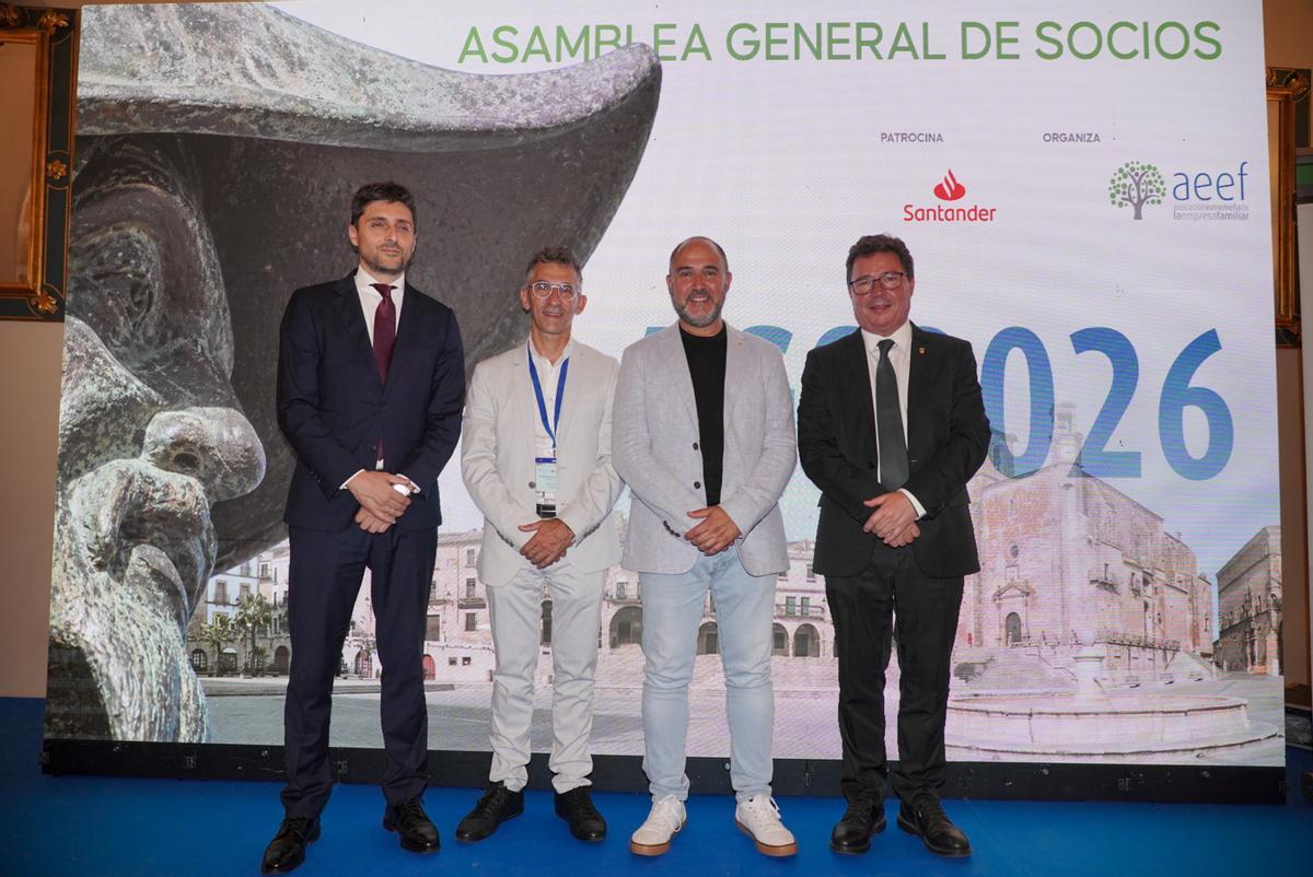 Alfonso Cano, Juan Carmona, Chus Mateo y Guillermo Santamaría.
