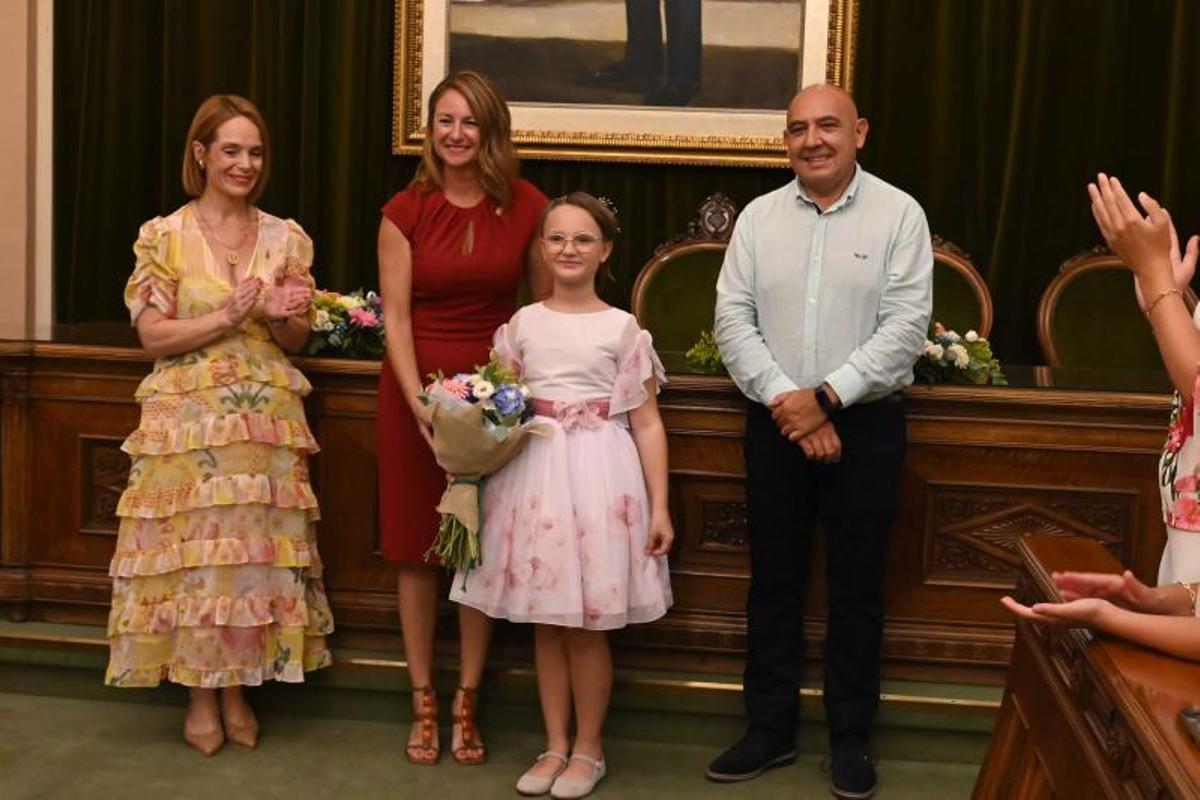 La recepción en el Ayuntamiento de Castelló a las nuevas reinas y damas de la ciudad La recepción en el Ayuntamiento de Castelló a las nuevas reinas y damas de la ciudad