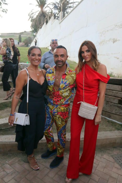 Gran expectación ante el único concierto de Jennifer Lopez en España. Se han formado largas colas hasta la apertura de las puertas del recinto del Marenostrum Castle Park, escenario del concierto.