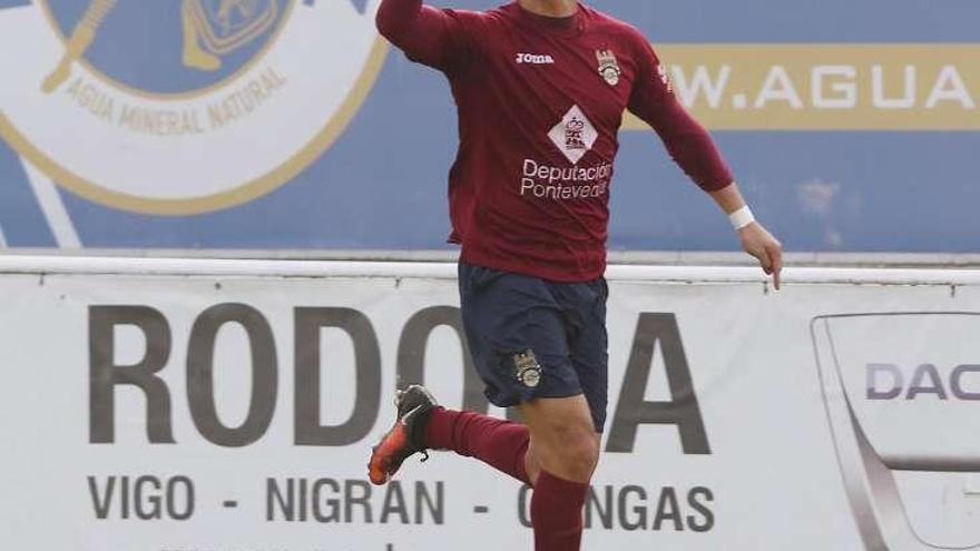 Hugo Rodríguez celebrando el gol de ayer. // J. Lores